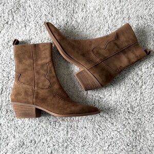 Steve Madden Kendal Boots